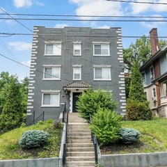 Stylish 2BR near City Center | OTR, UC, Zoo
