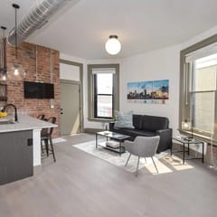 Gorgeous Condo in Heart of OTR, Free Parking!