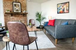 ♥ Gorgeous Condo in the Heart of OTR Free Parking