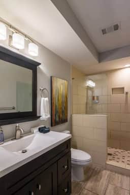2 Comfy Condos Near City Center | OTR, UC, Zoo