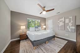 Classy 2BR Condo Near City Centre | OTR, UC, Zoo