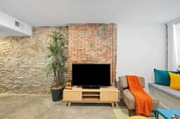 Cozy 1BR Near Findlay Market and UC, Rhinegeist
