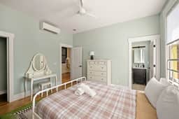 Cozy 2BR Near Findlay Market and UC, Rhinegeist