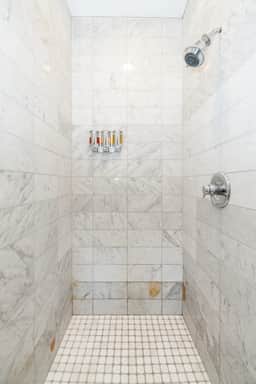 Great Parkside Microapartment ♥ Location AND Price