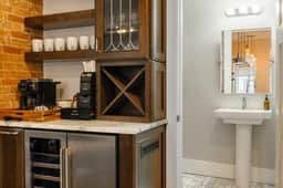 Lux Townhome | Washington Park | Walk to ALL