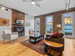 Luxury 4-Bedroom Retreat in Over the Rhine