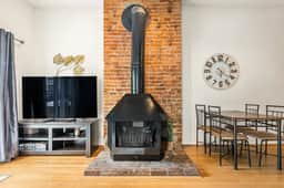 Mt. Adams 2BR Great Location! Steps from Monastery