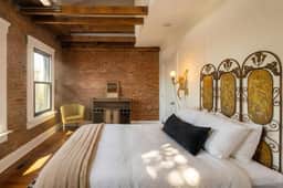 The Swan OTR, Rooftop and Parking, 3Br / 2.5Ba