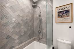 Washington Park 1BR w Parking - Walk Everywhere