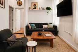 Washington Park 1BR w Parking - Walk Everywhere