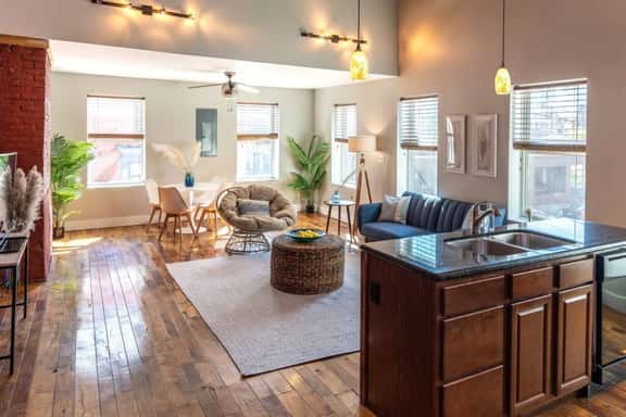 Broadway Suites - Stunning Downtown Condos - Image 1