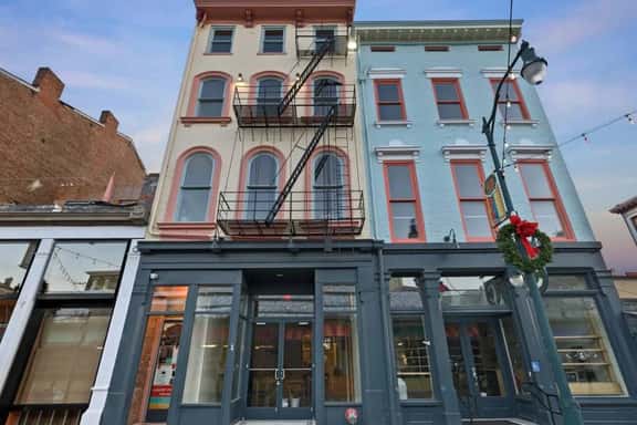 Findlay Suites - Perfect Location Over the Rhine - Image 1