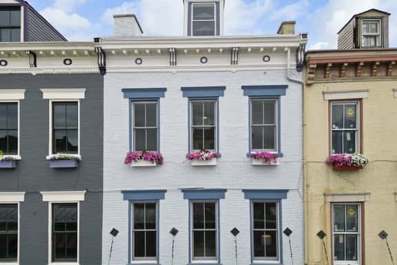 Huge Retreat| Rooftop Deck| Stay At Findlay Market - Image 1