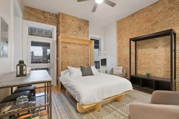 Luxury MicroSuite On Findlay Market Over the Rhine - Image 1