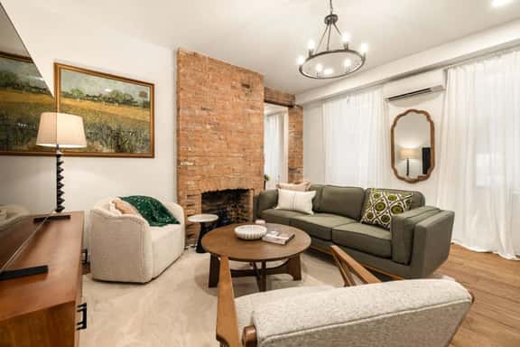 Walk to ALL | Washington Park | Gorgeous 2BR Condo - Image 1
