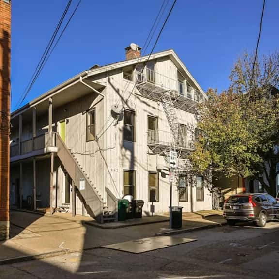 Adorable Mt Adams 2BR near it all - Image 1