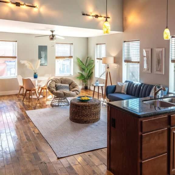 Broadway Suites - Stunning Downtown Condos - Image 1