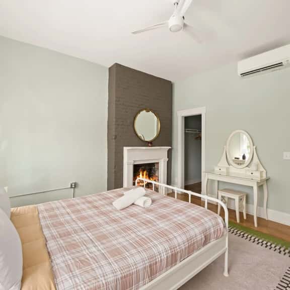 Cozy 2BR Near Findlay Market and UC, Rhinegeist - Image 1