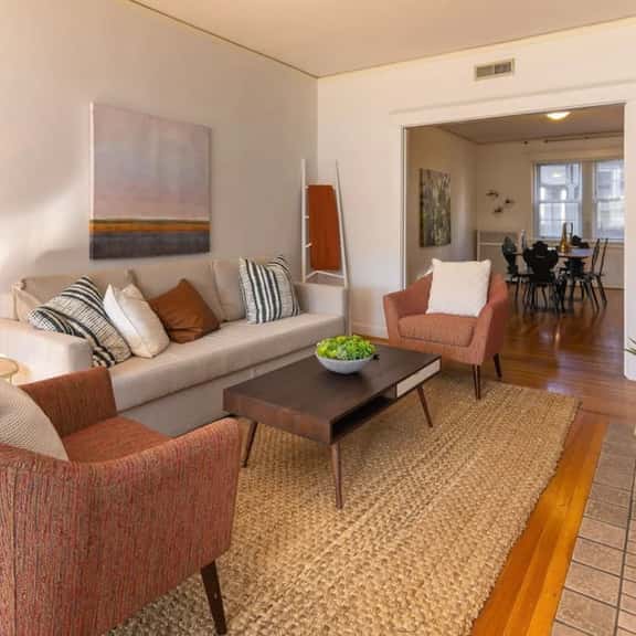 Hyde Park Comfort with Office | Near Everything - Image 1