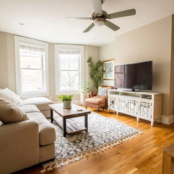 Luxury Condo in the Heart of OTR Historic District - Image 1