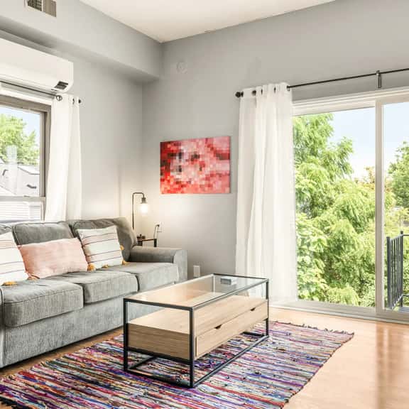 Mt. Adams 1BR Great Location! Steps from Monastery - Image 1