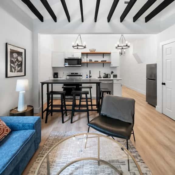 Spacious and Modern 3BR near Downtown/Walnut Hills - Image 1