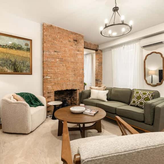 Walk to ALL | Washington Park | Gorgeous 2BR Condo - Image 1