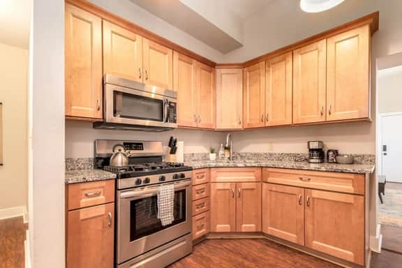 3-BR Soccer Stadium, Fast Drive to OTR & Downtown