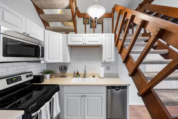 Charming Mt. Adams 1BR in Prime Location!