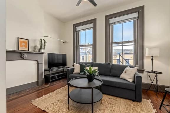 Deluxe 5-bedrm - walkable to all in OTR & Downtown