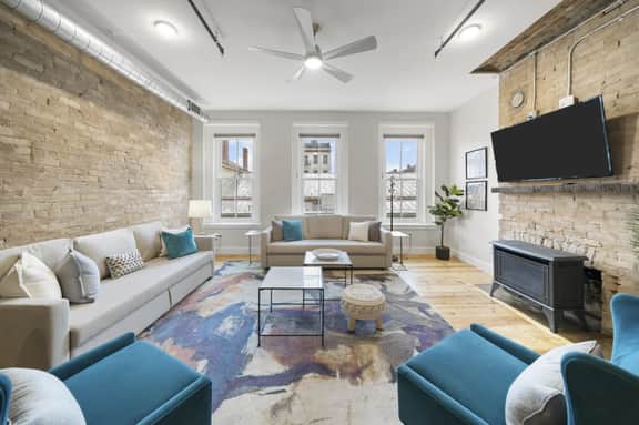 Huge Retreat| Rooftop Deck| Stay At Findlay Market
