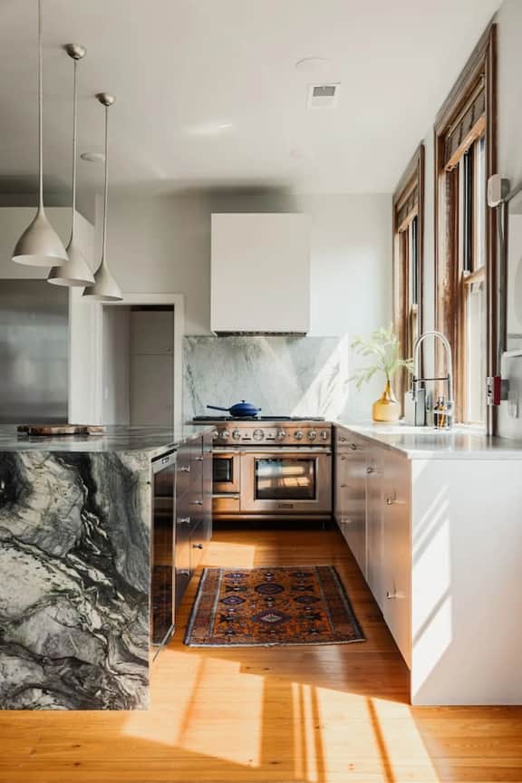 Lux Penthouse | Hot Tub | Rooftop Patio | OTR