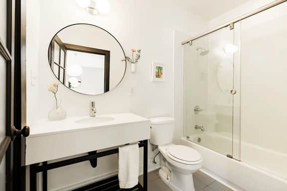 Lux Parkside 1BR | Patio | Free Parking | Walk ALL - Image 5