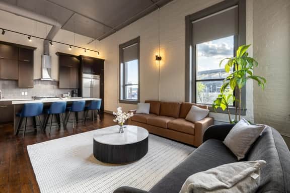 Luxury 3BR on TQL Stadium & Washington Park