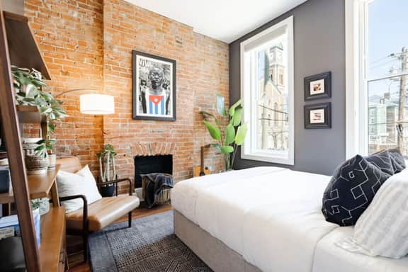 Luxury 4BR | Washington Park | Walk Everywheret
