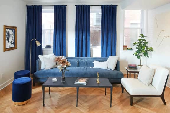 Luxury Retreat, Carriage House Nestled in OTR.