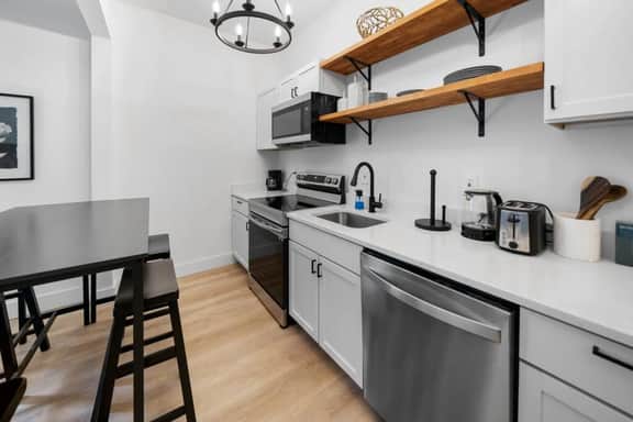 Spacious and Modern 3BR near Downtown/Walnut Hills
