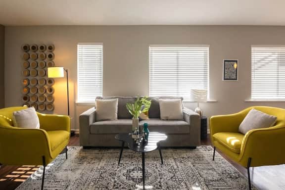 Stylish 2BR near it all