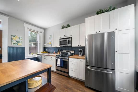 Walkable 2BR | Findlay Market | Downtown | UC 1