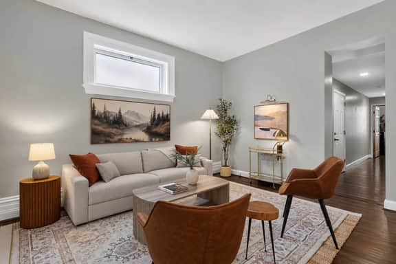 2BR / 2Ba Home + Stadiums near Downtown, OTR