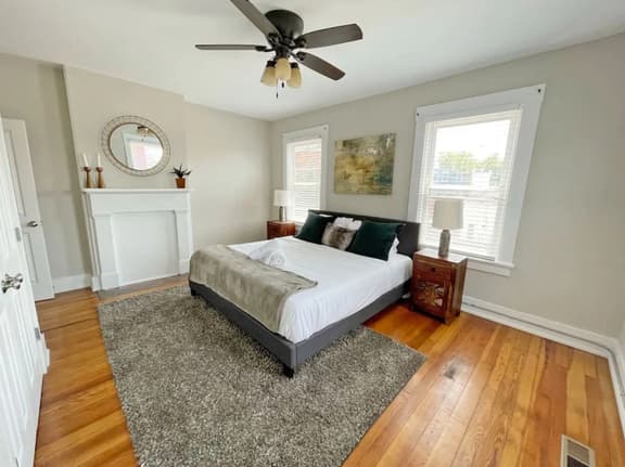 Beams of natural light in a walkable 2-bdrm condo