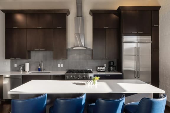 Luxury 3BR on TQL Stadium & Washington Park