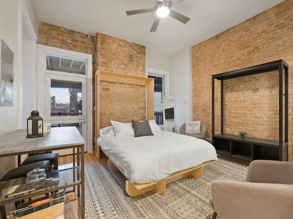 Luxury MicroSuite On Findlay Market Over the Rhine