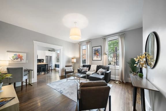 Walkable 2BR | Findlay Market | Downtown | UC 1